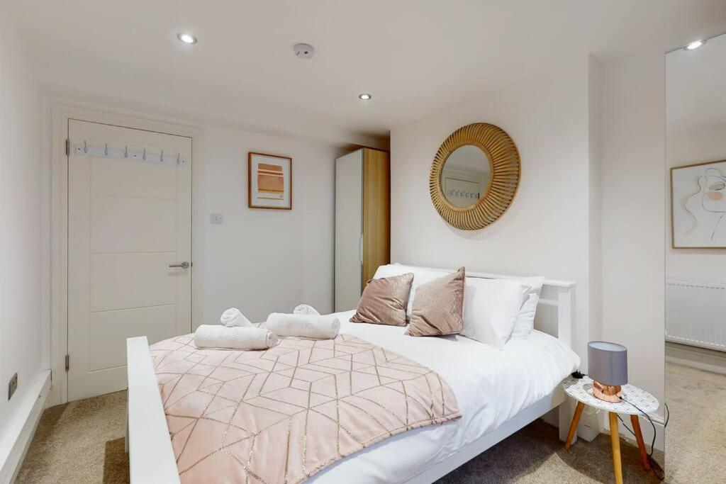 Lovely 2 Bedroom Apartment Near Highgate Station Londra Dış mekan fotoğraf